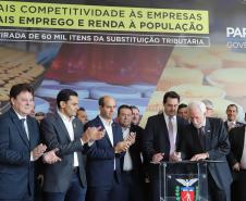 Paraná retira 60 mil itens do regime de Substituição Tributária