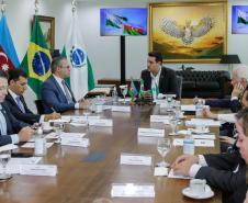 Governador recebe embaixador do Azerbaijão e destaca potenciais produtivos do Paraná
