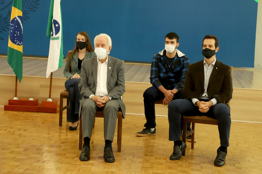 Governo realiza super aula de Educação Financeira, agora ofertada no ensino médio