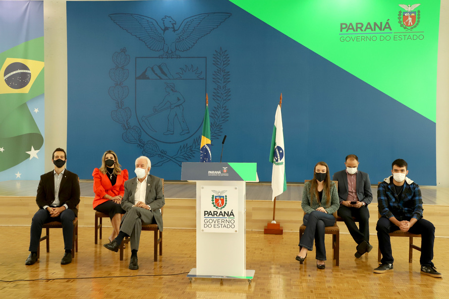 Governo realiza super aula de Educação Financeira, agora ofertada no ensino médio