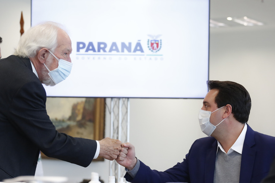 Por intermédio do Estado, TCE destina R$ 18 milhões para apoiar vacina da UFPR