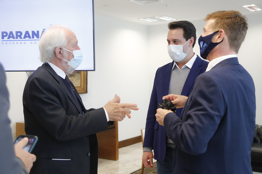 Por intermédio do Estado, TCE destina R$ 18 milhões para apoiar vacina da UFPR