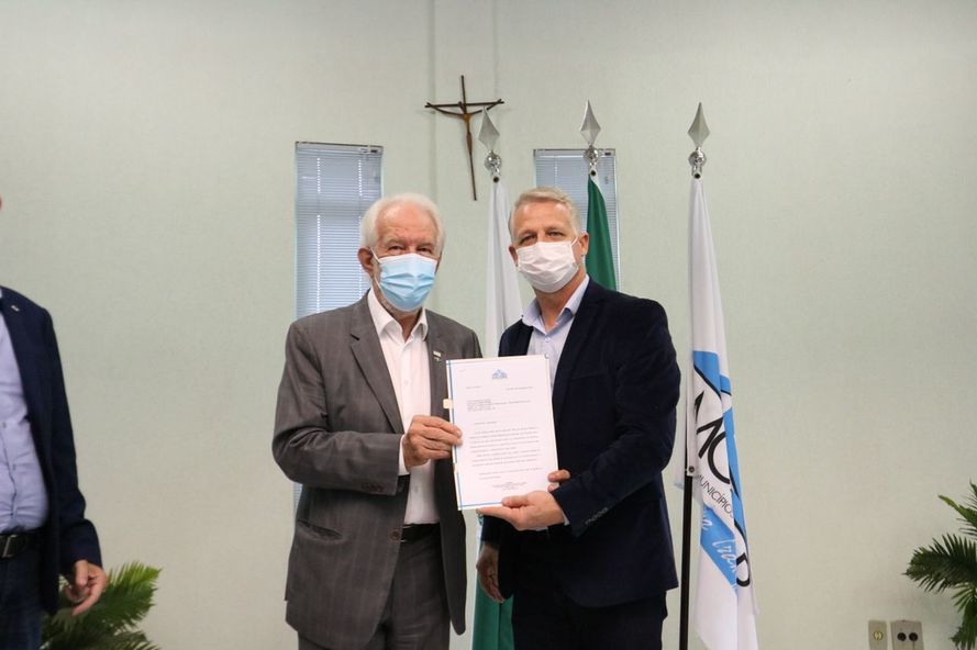 Em Irati, vice-governador destaca investimentos no Paraná a prefeitos do Centro-Sul