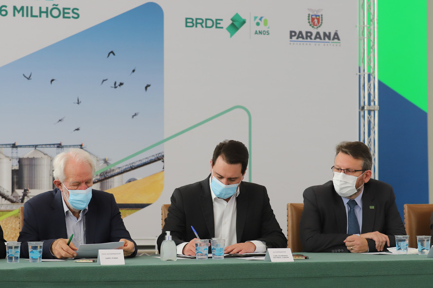 BRDE libera R$ 176 milhões em financiamento para melhorias em cooperativas paranaenses