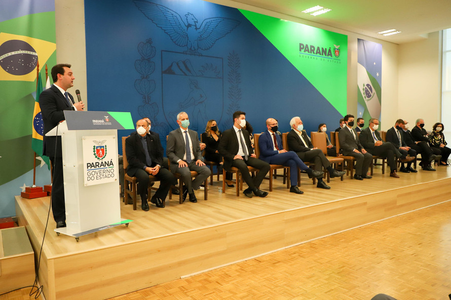Governador participa da posse de André Giamberardino como defensor público-geral do Paraná