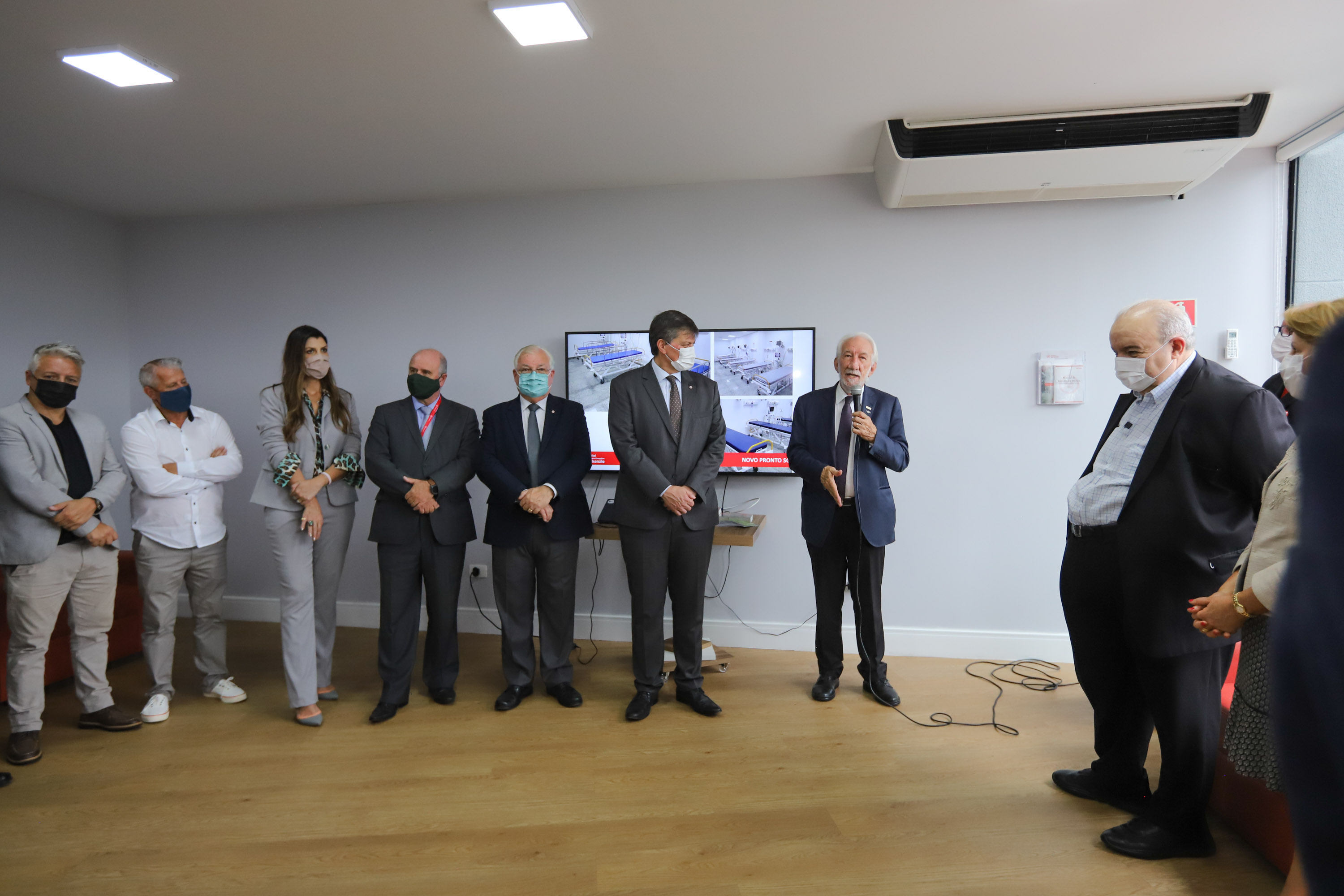 Na inauguração de unidade de queimados, Piana reforça parceria do Estado com Hospital Evangélico Mackenzie