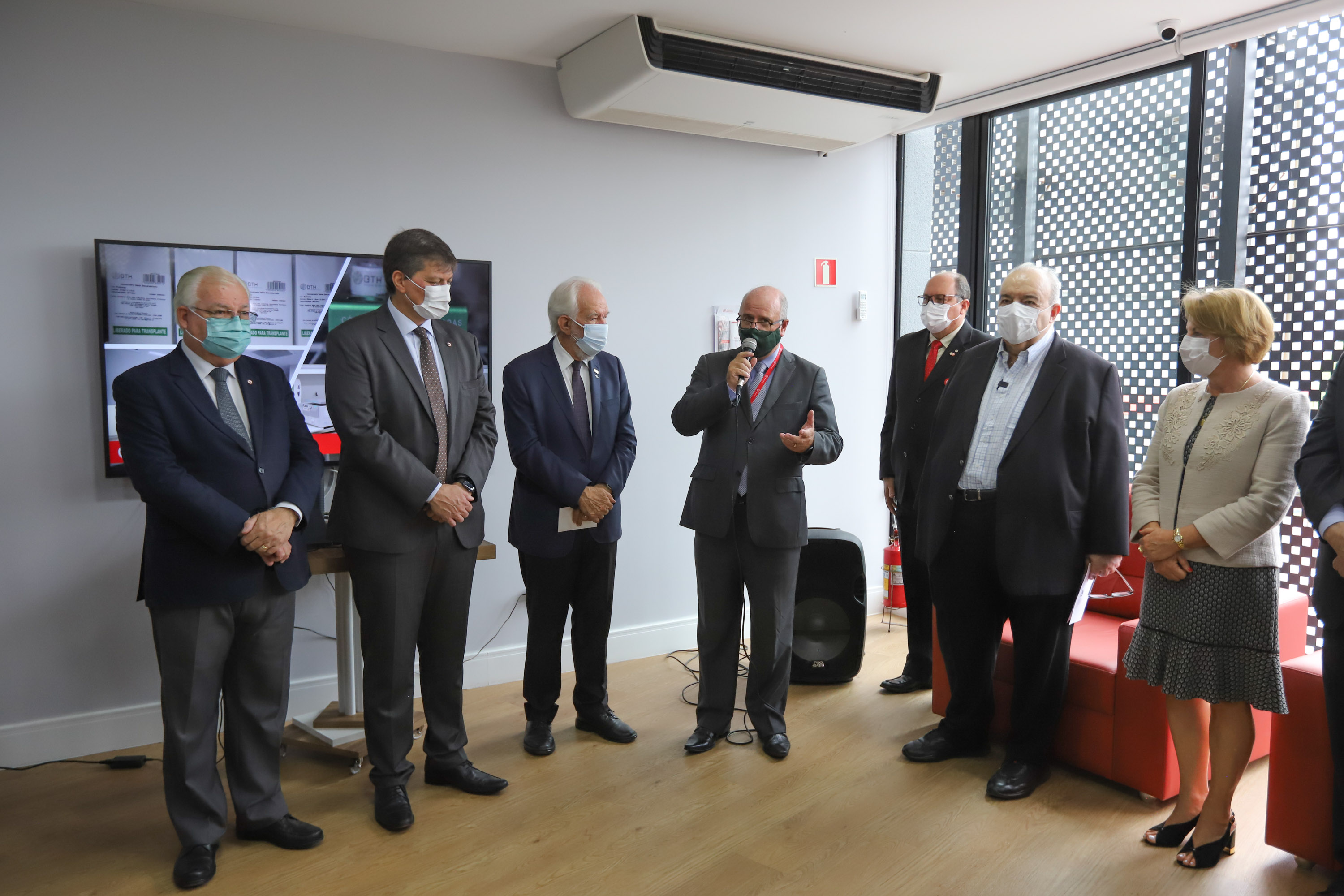 Na inauguração de unidade de queimados, Piana reforça parceria do Estado com Hospital Evangélico Mackenzie