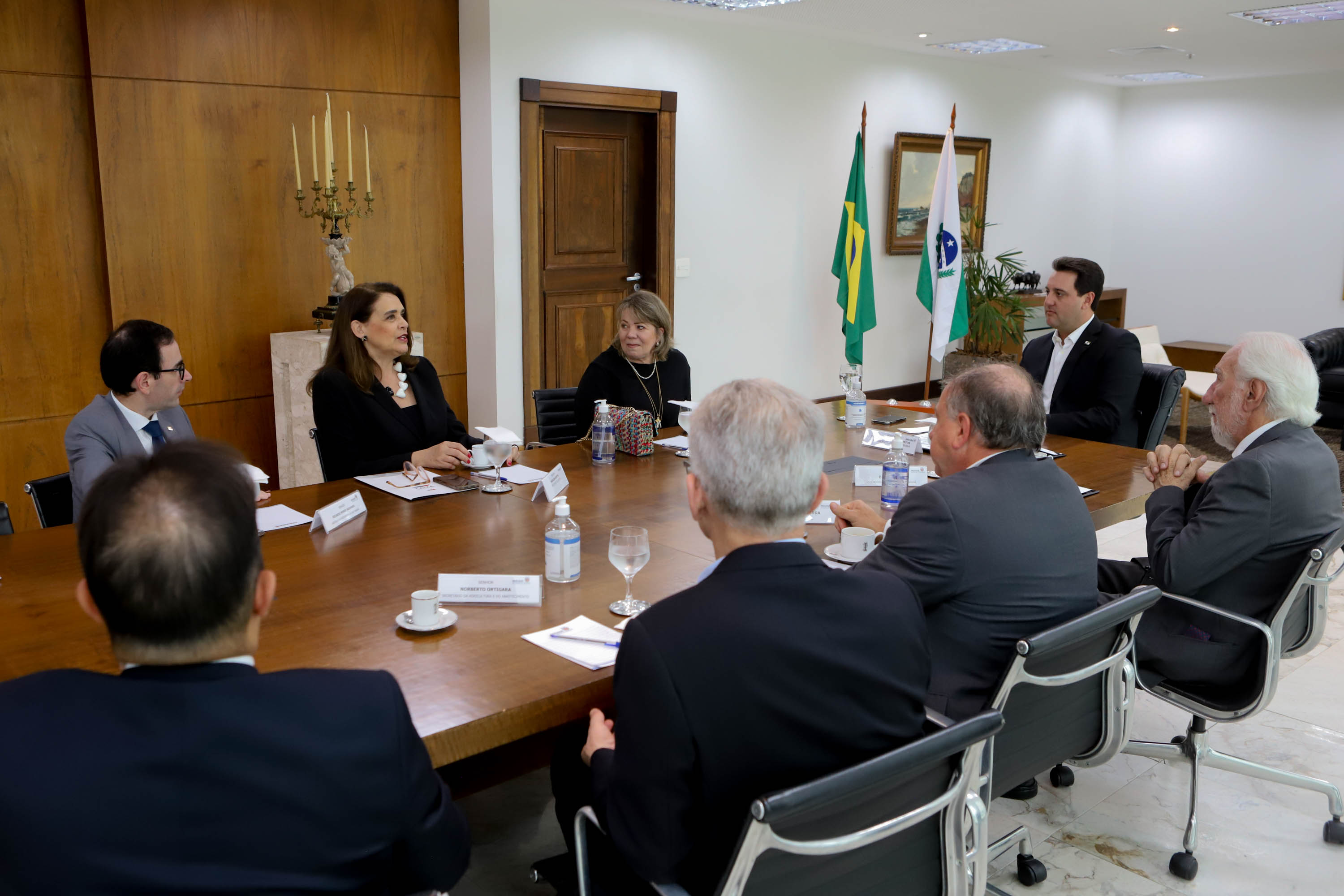 Governador destaca protagonismo feminino em reunião com OAB-PR e nova desembargadora do TJPR