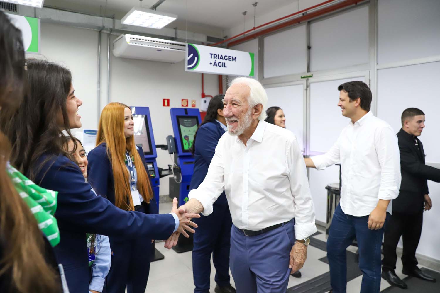 Governo inaugura 3ª unidade do Poupatempo Paraná em Curitiba, a 12ª no Estado