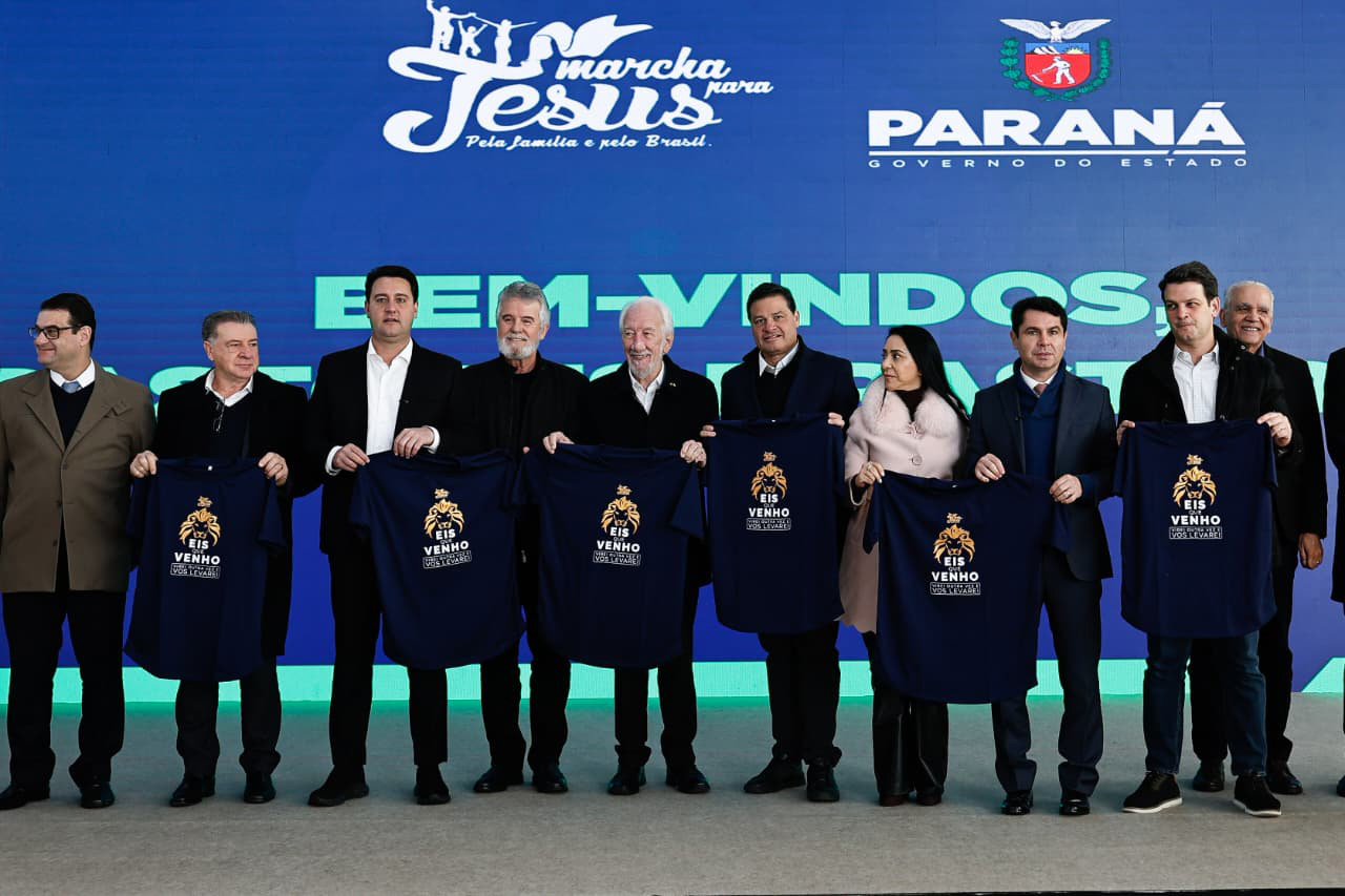 Governador Ratinho Junior recebe convite para a 31ª Marcha para Jesus em Curitiba