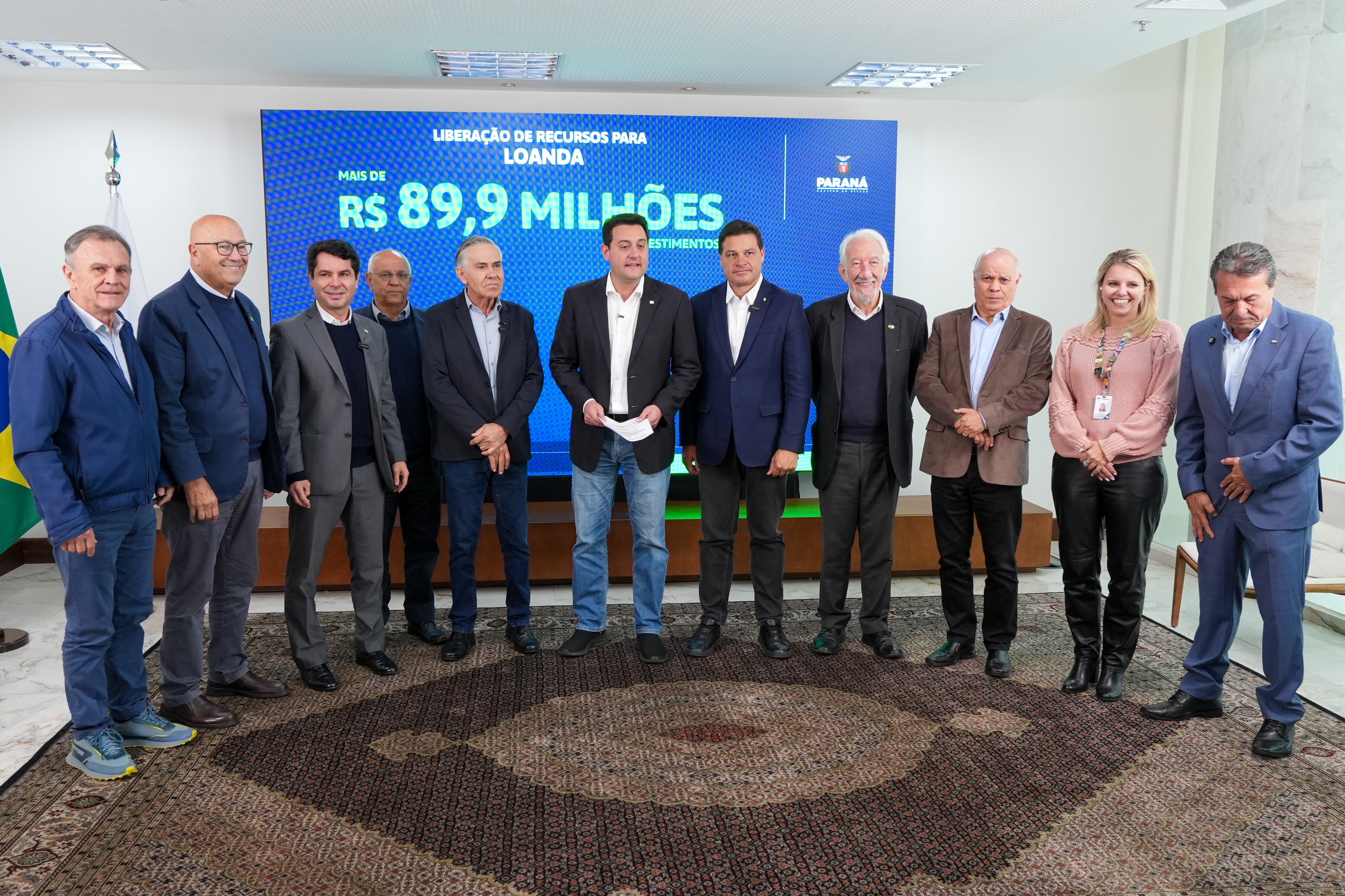Ratinho Junior confirma mais de R$ 453 milhões para obras em 11 municípios