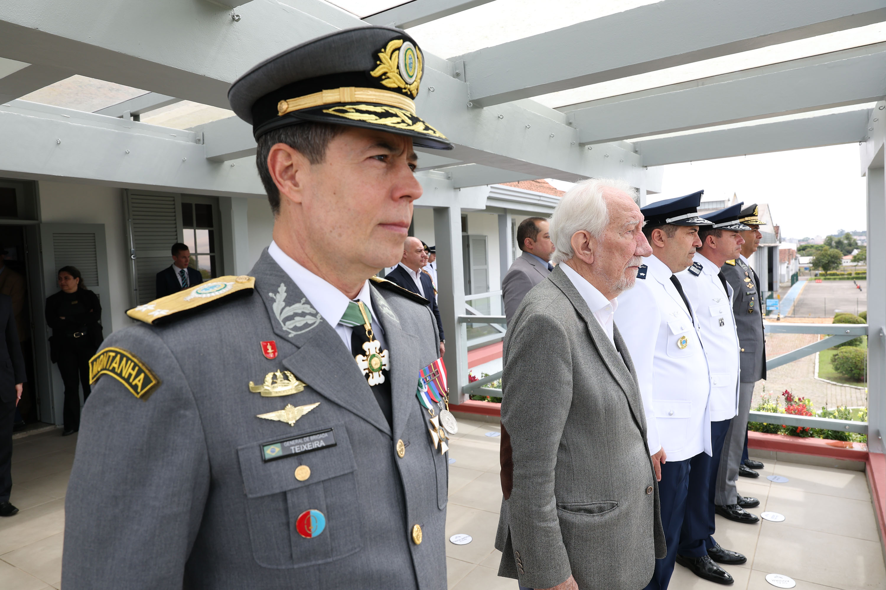 Vice-governador participa das celebrações do Dia do Aviador e dos 120 anos do voo do 14-bis