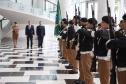 O vice-governador Darci Piana recebe o embaixador da Nova Zelândia, Chris Langley