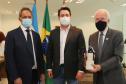 Governador apresenta corredor bioceânico a embaixador da Argentina