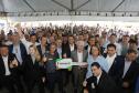 Governador entrega 144 ônibus escolares a 121 municípios paranaenses
