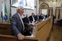 Piana acompanha homenagem ao empresário Carlos Beal, presidente da Apras
