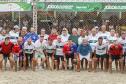 Futebol das Estrelas reúne veteranos paranaenses nas areias de Caiobá 