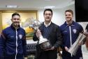 Governador parabeniza atletas e dirigente do Cascavel Futsal, bicampeão da Libertadores