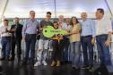 Com apoio do Estado, 200 moradores de Maringá ganham as chaves da casa própria