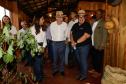 Governador em exercício destaca força do agro paranaense em visita à Expoingá