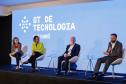 https://www.aen.pr.gov.br/Noticia/Piana-destaca-avancos-do-Parana-em-evento-que-discute-tecnologia-no-ensino-publico