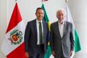Vice-governador Darci Piana apresenta Caminhos do Peabiru ao embaixador do Peru