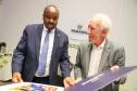 Piana apresenta ao embaixador de Ruanda potenciais parcerias com o Paraná