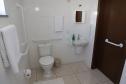 Com piscina e mobília, Ratinho Junior inaugura Condomínio do Idoso de Arapongas