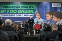 Mais tecnologia: Estado entrega 25 mil tablets e 2,8 mil carrinhos de recarga para escolas
