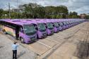 Paraná entrega 40 ônibus e 82 carros para reforçar cuidado às mulheres e pessoas idosas