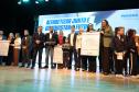 Alfabetiza Juntos: governador entrega prêmios a escolas municipais com melhores resultados