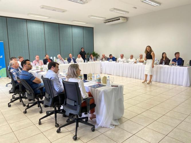 Vice-governador participa do 32º Show Rural Coopavel, em Cascavel, com agenda intensa e coordenando comitiva de lideranças empresariais