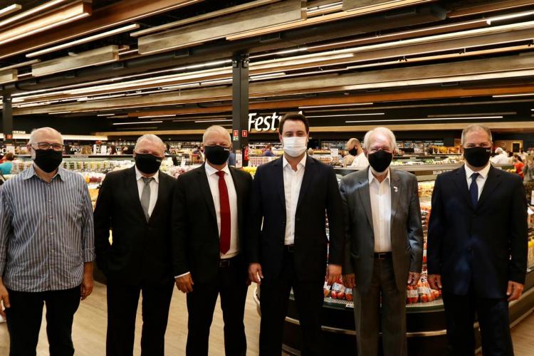 Governador destaca geração de empregos na retomada da economia