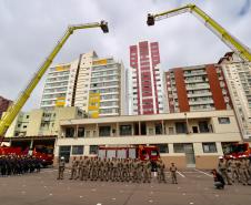 Corpo de Bombeiros condecora Piana
