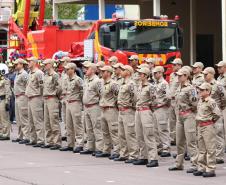 Corpo de Bombeiros condecora Piana