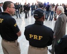 Entrega de viaturas para a PRF