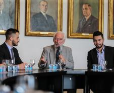 Governo do Paraná amplia diálogo com a juventude