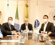 Paraná e Mato Grosso do Sul firmam acordo para ampliar malha ferroviária