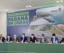 Governador anuncia programa de R$ 4 bilhões em obras de infraestrutura