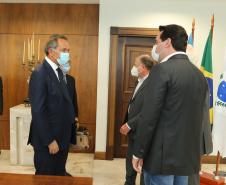 Governador apresenta corredor bioceânico a embaixador da Argentina
