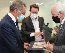 Governador apresenta corredor bioceânico a embaixador da Argentina