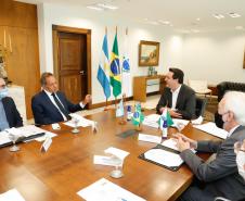 Governador apresenta corredor bioceânico a embaixador da Argentina