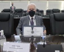 Darci Piana é agraciado com medalha “Distinção Judiciária” do TJPR