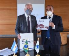 Darci Piana recebe governador argentino de Tucumán