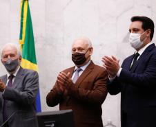 Nova Mesa Diretora é empossada na Assembleia Legislativa do Paraná 