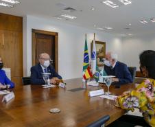 Darci Piana apresenta potenciais do Paraná ao embaixador da Espanha