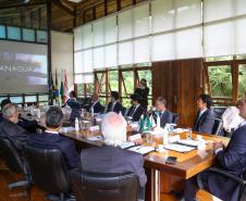 Em encontro com embaixador, governador manifesta intenção de exportar carne suína para o Japão