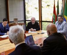 Missão do Uruguai visita o Paraná para prospectar novas parcerias