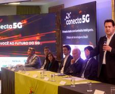 Governador participa da inauguração da 1ª luminária inteligente 5G do País, em Curitiba