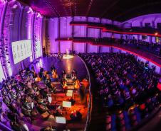 Grande Auditório do Canal da Música retoma as atividades em noite de gala